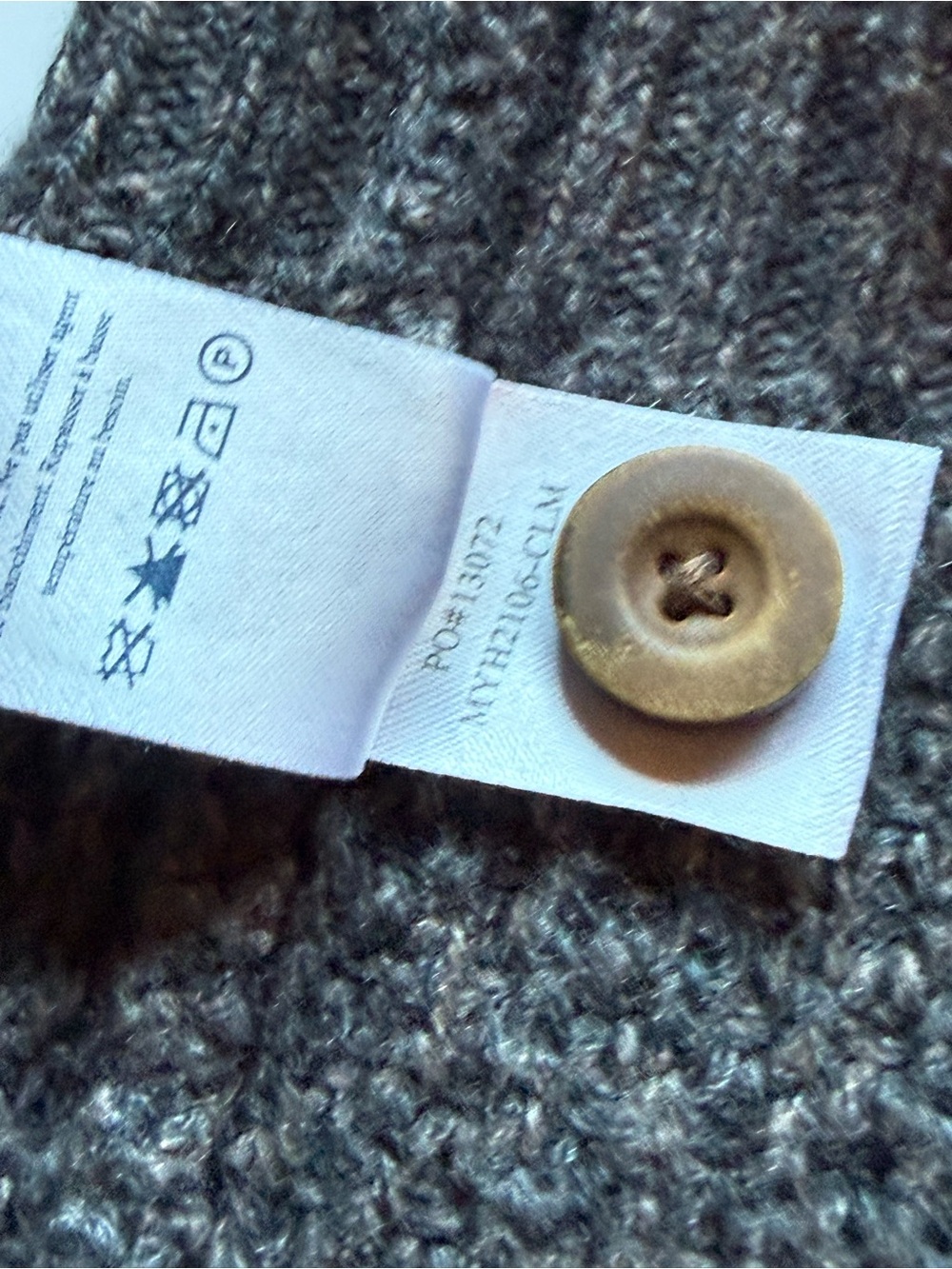 Men's Wool & Cashmere Blend Waffle Knit Henley Sweater - Large - Picture 7 of 7